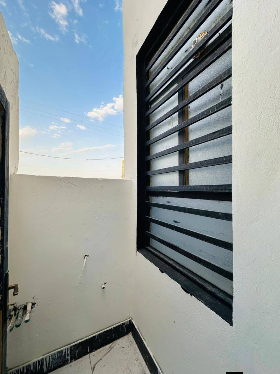 دار للبيع  🏡
ألمساحه 80 متر 
 #طابو_زراعي_سند_٢٥_أقرار_محكمه
#مشمول_بل_تطويب

بسعر 30 مليون #مع_المجال

غرفه/صاله/مطبخ/صحيات 2/استقبال/كراج /مكشوفه 
الخدمات🏡
ماء/كهرباء/سوق/مدارس/تبليط/انترنت ضوئي  /السطوح مزفته 
ابواب كامله تسكام /ابواب صحيات pps اصليه 

الموقع 🏡 ألنجف/شارع الصب عمود 317
للتواصل 📞
***********
