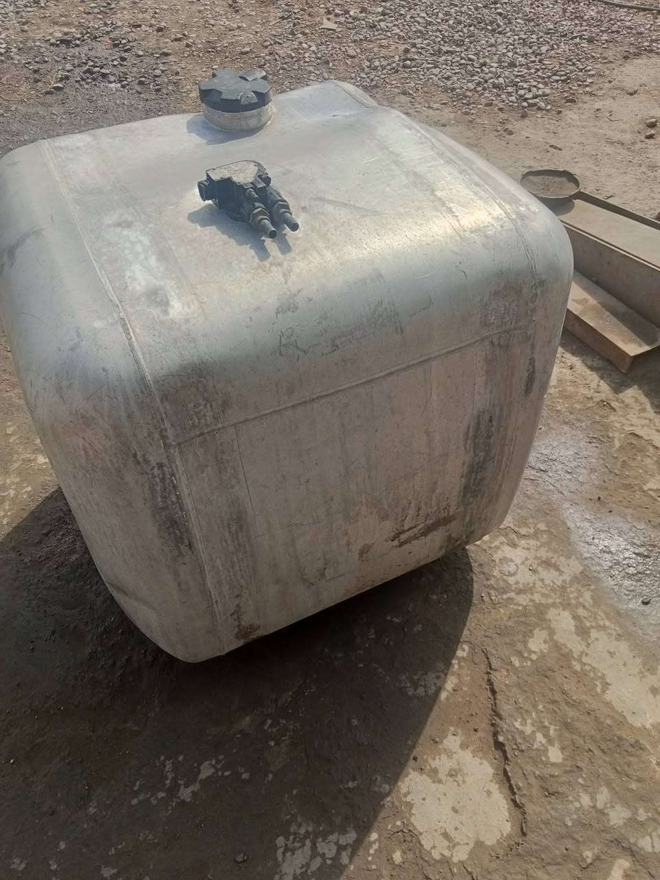 للبيع دبدوب سعر180الف م***********توصيل موجودعلاتفاق
