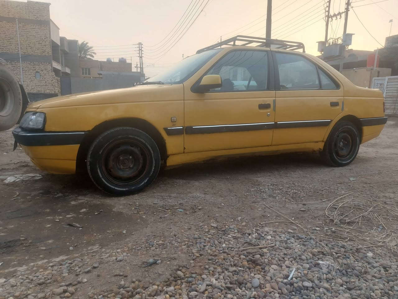 السلام عليكم بيجو لميس موديل2013 مكينة كايمة سنوية منتهية رقم بابل عليه غرامة 300الف  عل مشتري ابيع عل هذا الوضع السعر 20 وبيها مجال قليل الاستفسار ***********
