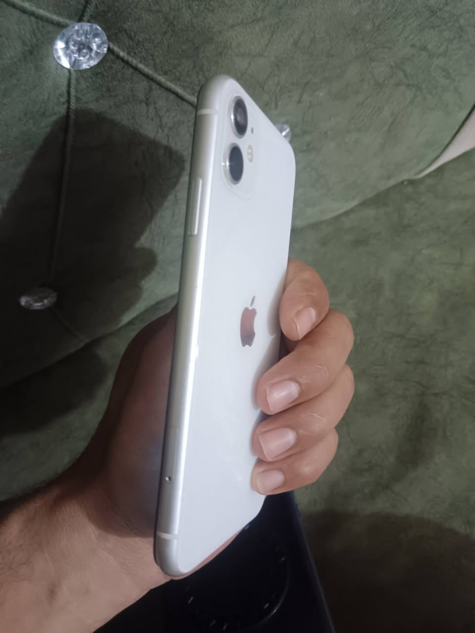 السلام عليكم للمراوس
ايفون 11عادي
الذاكره 128
البطارية ٨٢
نموذج M شرق اوسط
مبدل شاشه بلاديه
فيس أيدي واكف
االجهاز نظيف
***********
