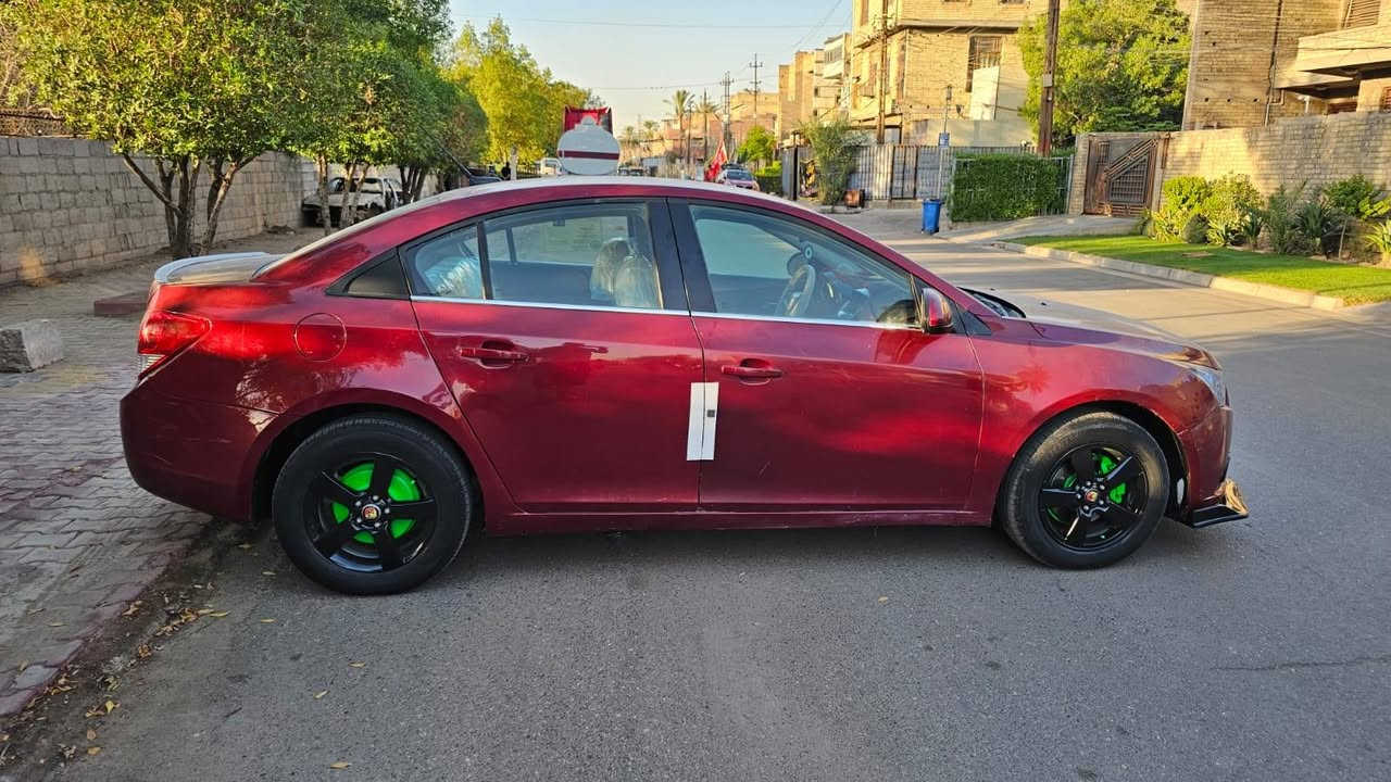 السلام عليكم شوفر كروز ميديل ٢٠١٢ مكينه وكير وتبريد كفاله الشعب التجار سعر ٦٨ وبيها مجال 
***********
