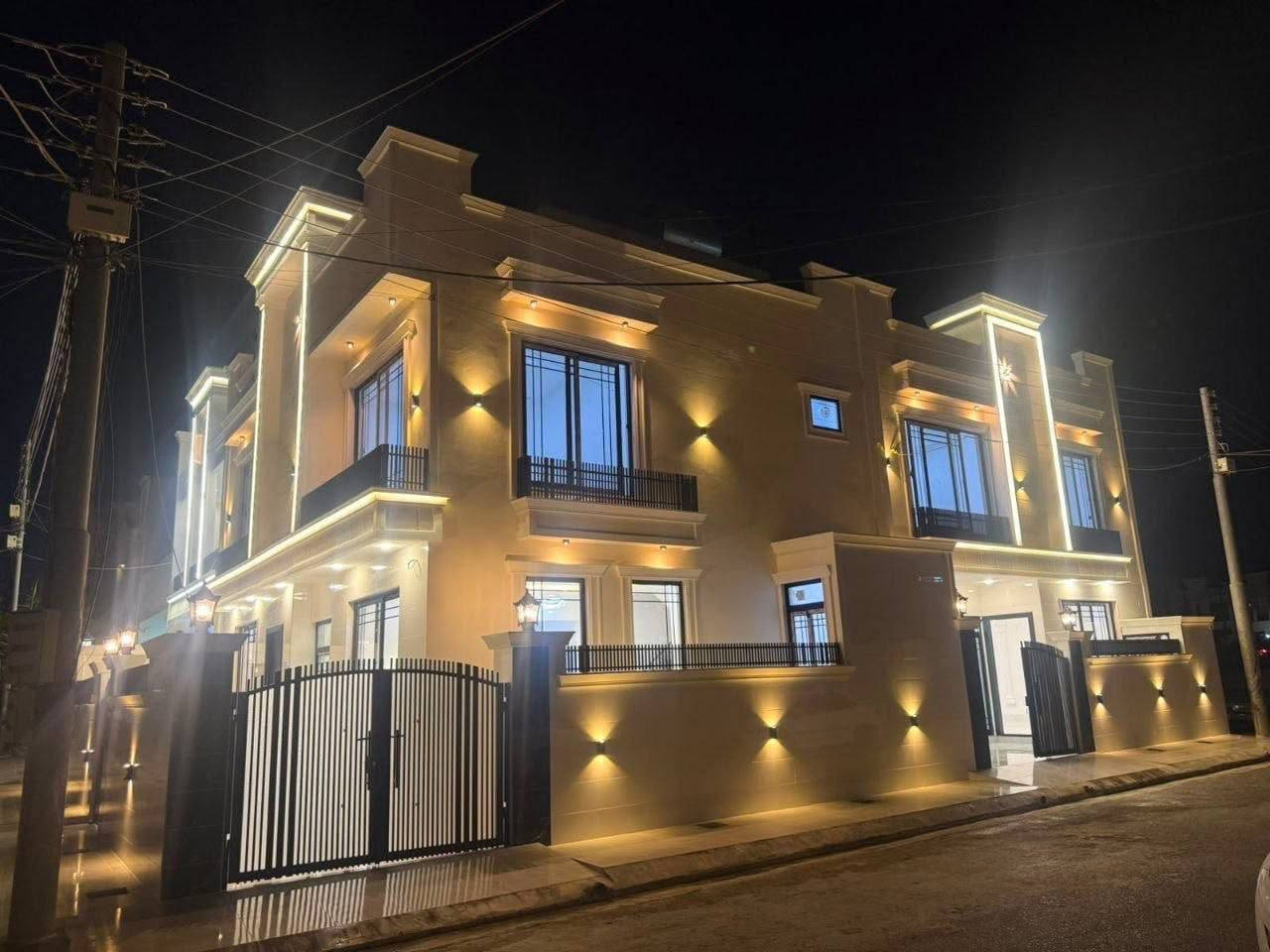 🔸سند طابو يتسجل بإسم اي عراقي
📍أربيل-منزلين لبيع حي فرمانبران قرب شارع كورنيش

➖مساحة 130M+100M طابقين مربع ركن
يتكون⤵️
➖4غرف نوم 
➖استقبال-صاله-مطبخ-مجموعه 
صحيات-كراج
***********
***********
***********
**********************
في حال لم يتوافق العقار مع رغبتكم او لم يكن بقدر امكانيتكم زوروا موقعنا على تلكرام للتصفح على اكثر عدد من العقارات المتوفرة•https://t.me/miran_48

9 دفتر 20 ورقه
8 دفتر 10 ورقه
