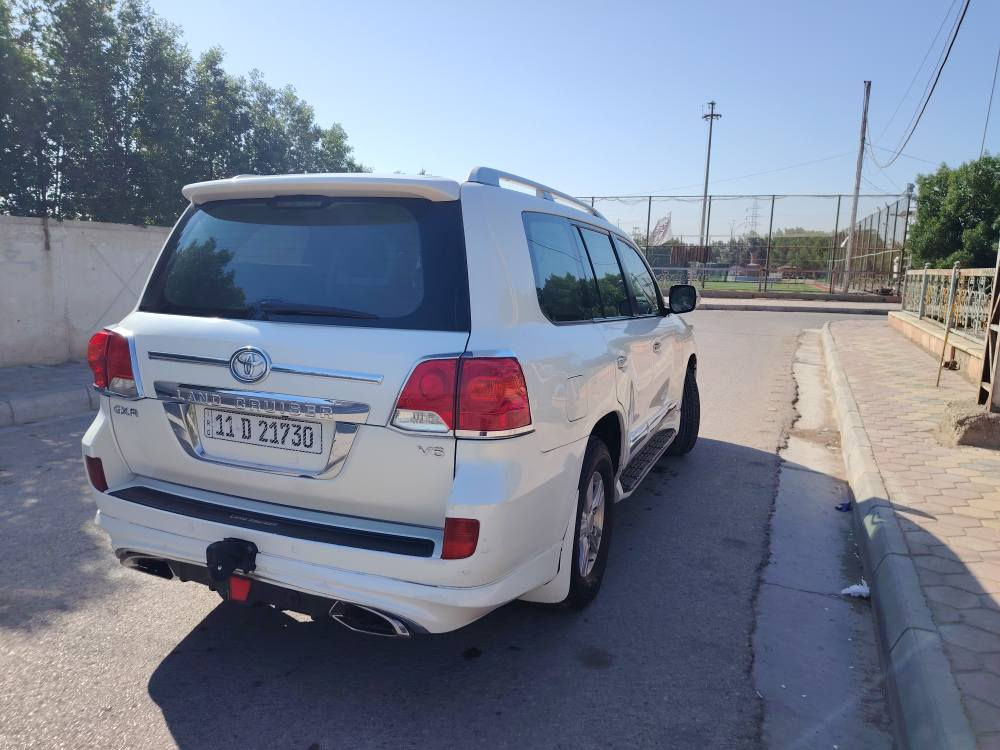 السلام عليكم
لاندكروز 2012
السعر 320 $ وبي مجال

ماشيه 175
محرك جيد
تبريد
كشن كهرباء
فور ويل
جلد
رقم وسنويه جديد
6 سلندر
بأسمي
كوت مركز المدينه
***********
ابو حيدر دهل اوران, واسط
