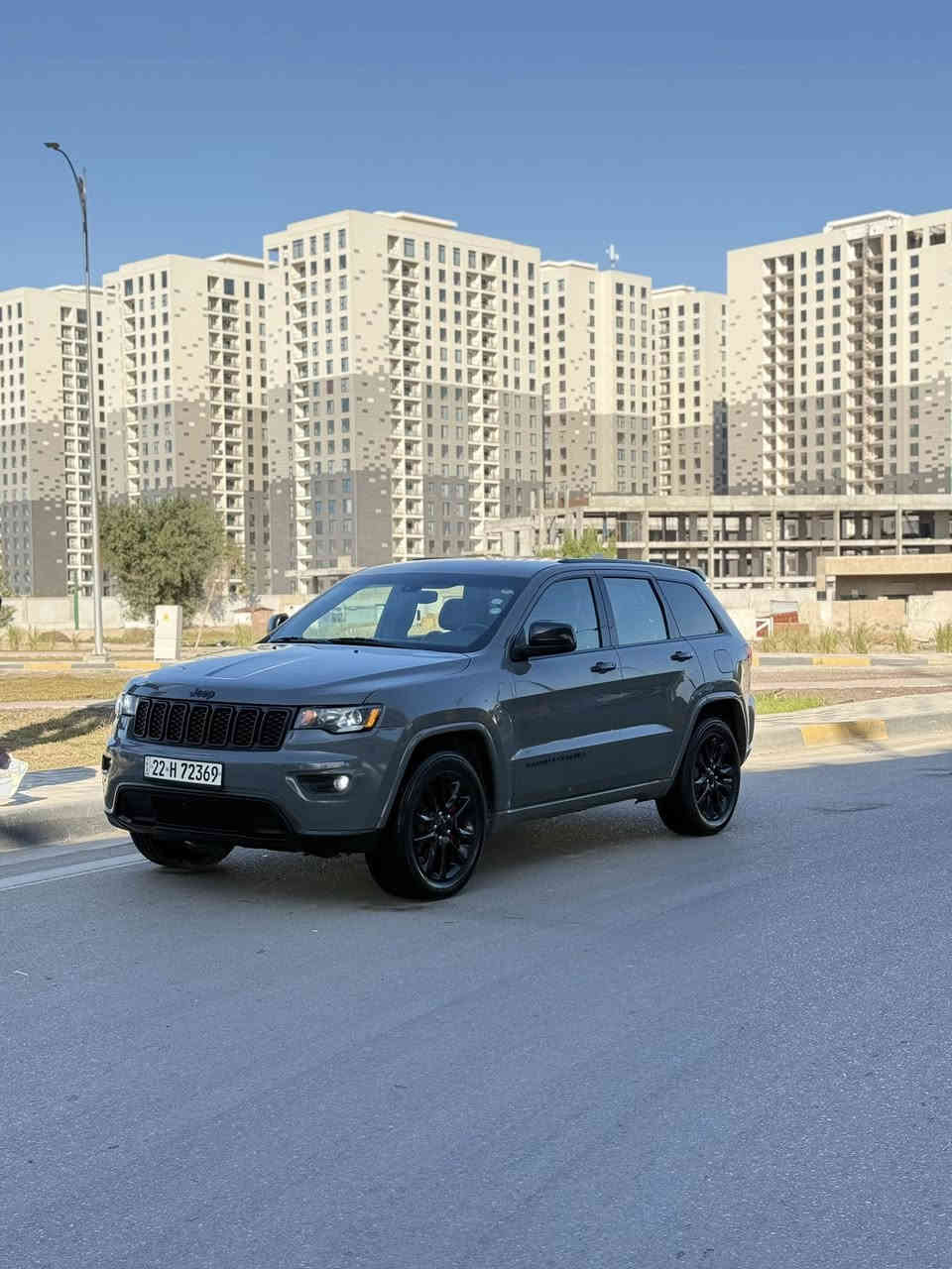 � جيب بلاك توب 2020 – لون إسمنتي تو ويل
💰 السعر: 239 ورقة مجال بسيط جدا

البچم كبس 

المواصفات:

 • بصمة تشغيل

 • بصمة أبواب

 • رادار جانبي (نقطة عمياء)

 • منظومة زينون

 • كاميرا 360 درجة

 • مقاعد مخمل + جلد

 • كراسي كهرباء

 • تدفئة كراسي أمامية

 • تدفئة ستيرن (مقود)

 • تبريد أمامي وخلفي

 • ويل اسود قياس 20

 • شاشة كبيرة

 • شاشة أعطال

 • توقف ذاتي

 • حساسات خلفية

 • صندوق خلفي كهربائي

 • لحية أمامية

 • ديفيوزر خلفي

 • لحية فوق البك الخلفي

 • بردات أبواب خلفية

 • حادث جاملغ أمامي فقط (بارد)

 • بيها كارت تكحيل باب الصدر من جوه

 • السيارة نظيفة وجاهزة مابيه نقص

صور الحادث مرفقه بلمنشور

——————————————

***********

📍العنوان بغداد الدوره
