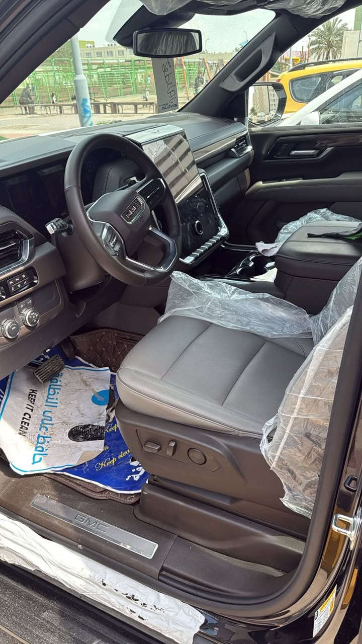 للبيع | جمس يوكن Elevation 2025
وارد وكالة المنصور
📍 رقم بغداد
10,000 كم
مكفولة عامه 
مواصفات: شاشة 16.8، Bose، CarPlay لاسلكي، شحن لاسلكي، 360
جلد فاخر + تبريد/تدفئة + 3 صفوف
رادار + مسار + نقطة عمياء + مثبت ذكي
هاتف ***********
💰 السعر: 62،500
