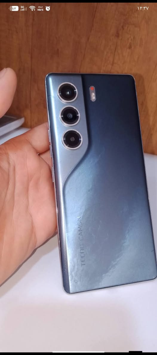 سلام عليكم شباب
جهاز تكنو كامون اربعين بروه فايف جي 

ذاكره 256  عشوائية 8

بطارة   100

مستخدم فقط 4اقل الربع أشهر 

بوبجي 90 فريم 

سعره 325 وبيه مجال لشراي

جهاز نضافه 100٪ ملحقات ماا عدا هيدفون ماا وياه

رقم ***********
