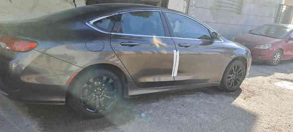 c200 موديل 16 
ضربته بس بنيد مكاني بايل 
السعر 115 او بيه مجال رقم تلفون ***********
