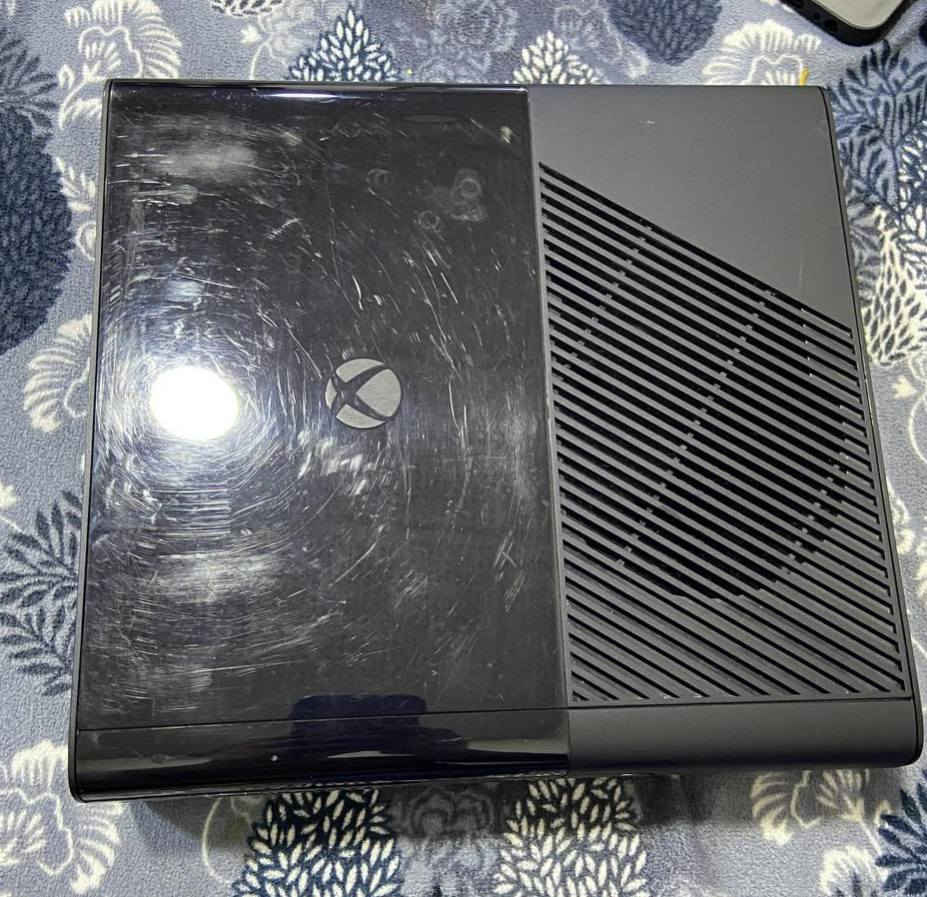 جهاز xbox 360e أو سوبر سلم
جهاز مهكر الهكر بل هارد مو قطعه موديل 2013 قطعه نظيفه مع 2يدات و هارد 250g شرط فحص يلا استلم 

متوفر توصيل سعر ما اعرف بيهم فقط علق وادزلك خاص 

محوله كامله ويربط نت بي نظام تبديل غلاف العاب يشغل اقراص اصليه فقط


**إذا كنت صاحب هذا الإعلان وتريد حذفه لأي سبب، رجاءا أرسل رسالة إلى الدعم الفني**