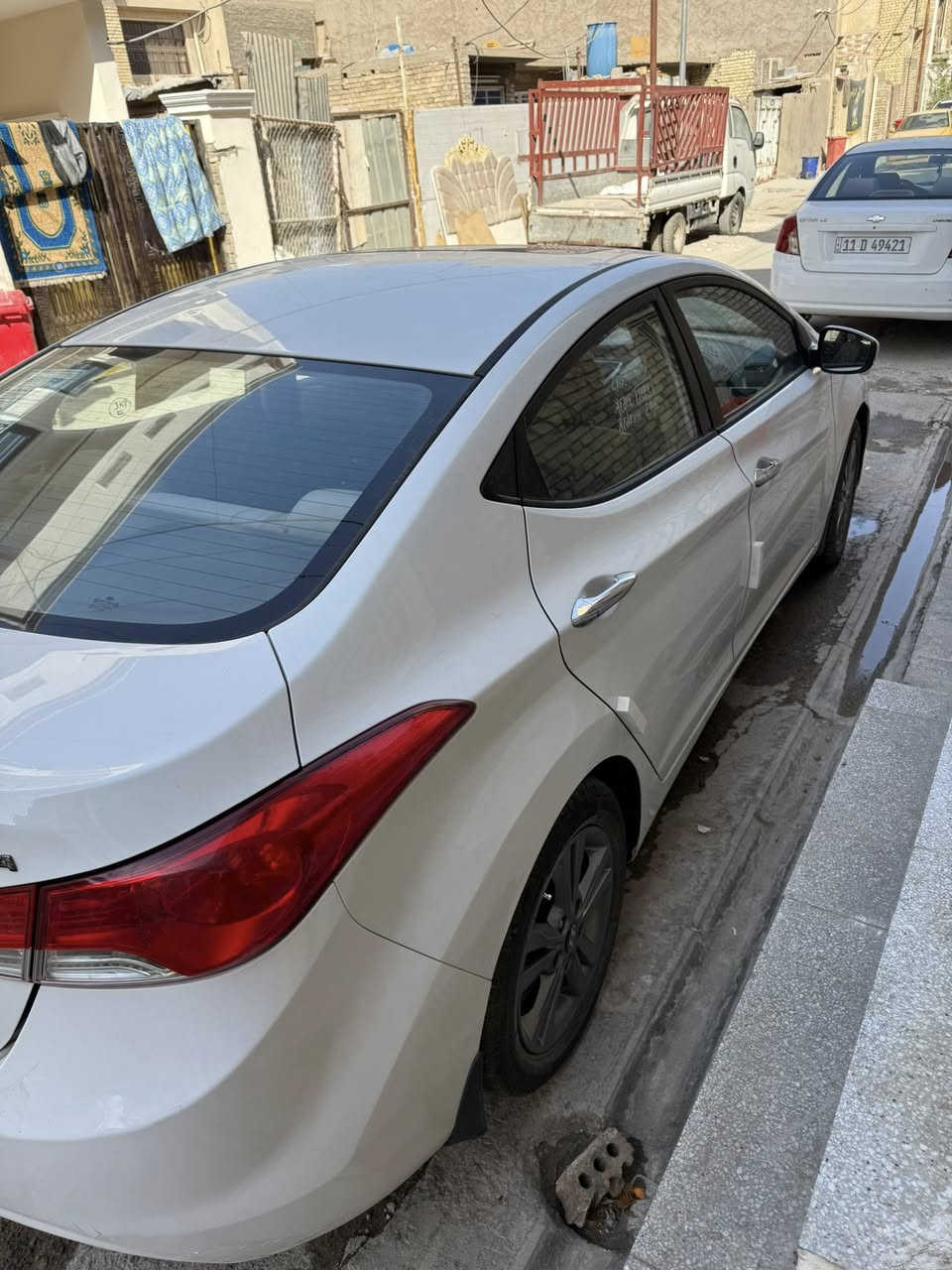 السلام عليكم Elantraخليجي  موديل ٢٠١٣ محرك ١٨٠٠ دوش فول مواصفات ١/١.  السياره ماشيه ١٠٧ كليومتر 
سياره كير مكينه شركه مكفولات تبريد ثلج 
تخم تايرات جديد 
سعر السياره ١١٥  وبيه مجال 
مكاني بغداد بلديات قرب تقاطع الكهرباء 
رقمي ***********
