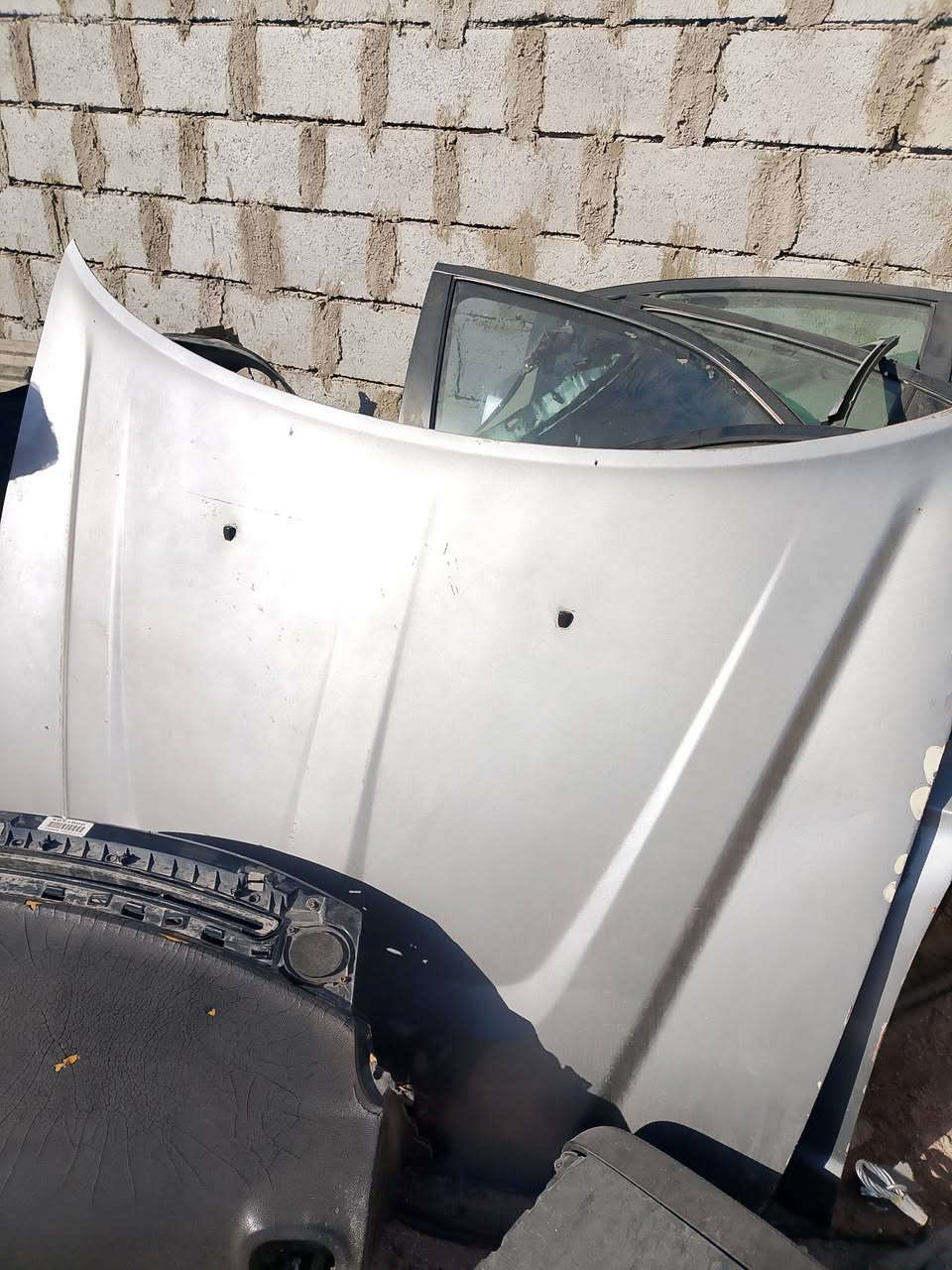 السلام عليكم
غراض البيع سستم كامل 
4بيبان 
وبنيد 
وجنطه 
2وجاملقت
***********
