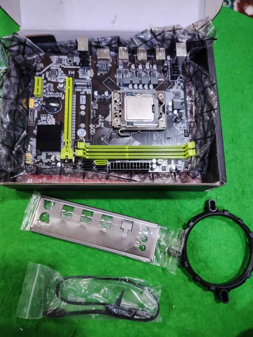 مذر بورد بهذا الشكل نطيني بي سعرك


**إذا كنت صاحب هذا الإعلان وتريد حذفه لأي سبب، رجاءا أرسل رسالة إلى الدعم الفني**