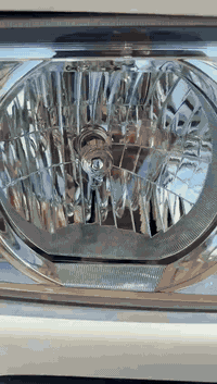 السلام عليكم من رخصت مدير الكروب كوستر للبيع موديل 2015 مكينه وكير والاكسل بي ونه خفيفه منضومه غاز 80 لتر جوبلس ناصي تخم تاير صبغ قليل ما متواجد عل فيس الاتصال على رقم الهاتف ***********
