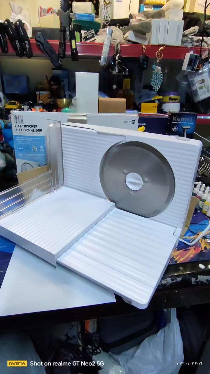 قطاعة كهربائية متعددة الأغراض
تعديل عرض التقطيع بشكل فردي حتى 17 مم
الأبعاد: 35 × 27 × 20 سم (مفتوحة)
صنع في ألمانيا  السعر 20 الف


**إذا كنت صاحب هذا الإعلان وتريد حذفه لأي سبب، رجاءا أرسل رسالة إلى الدعم الفني**