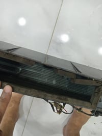 فان فوتون لبيع نضيف ودفع قوي علفحص هوه ودكت مالته ٠٧٧٢٩١٢٣٦٧٧