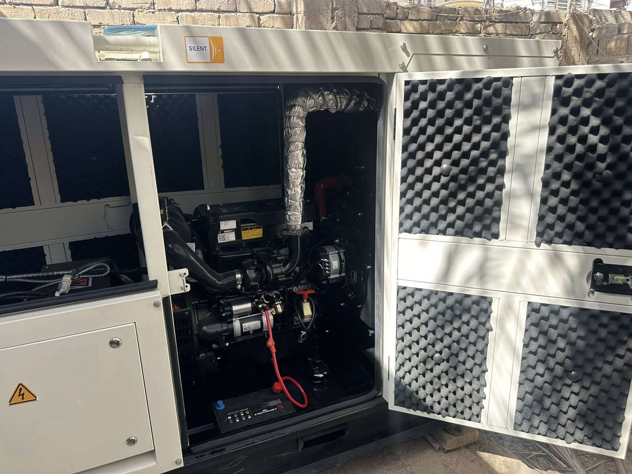 للبيع مولدة كاز 30KV جديدة 
 المنشأ: صيني من شركة WEICHAI
تحتوي كاتم صوت  و نظام ATS  (التحويل الأوتوماتيكي )
مواصفاتها خاصة حسب طلبنا،  يعني مو نفس المولدات الصينية اللي موجودة بالسوك
العنوان : الحلة
لمزيد من التفاصيل مراسلة الحساب او حساب الواتساب HTTPS://wa.me/9647502875288


**إذا كنت صاحب هذا الإعلان وتريد حذفه لأي سبب، رجاءا أرسل رسالة إلى الدعم الفني**