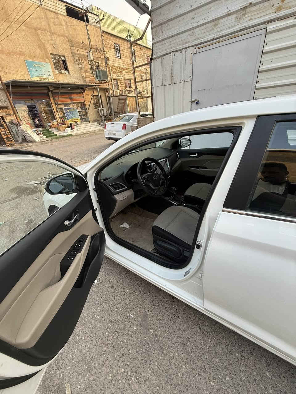 هيونداي اكسنت خليجي موديل 2020محرك 1600 دوش ماشيه 79 جديده كارتون رقم اربيل بسم شركه فووول مواصفات اشاير بلمري فتحه ويل كب دواخل لونين تبريد قطعتين دوشمه ارضيه جلد شاشه كامره ثلاثه انظمه قياده كير مكينه حداده تبريد كلشي بيهه جديد ستخدام شخصي فقط السعر 123 للستفسار ***********
