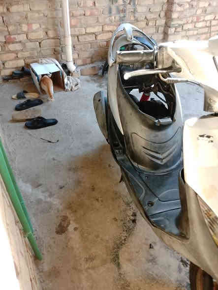 السلام عليكم دراجة ماكس عدلة دراجة كفالة جديدة حيل مابيهة ولا نقص كاملة سلف هندر ابكل وقت دبل اشارة لايت دراجة جديد كابريتر ابلادي كلهة ابلادية معدل 120☘️ السعر 550 وبيهة مجال المكان بغداد فلكت حي النصر الرقم ***********
