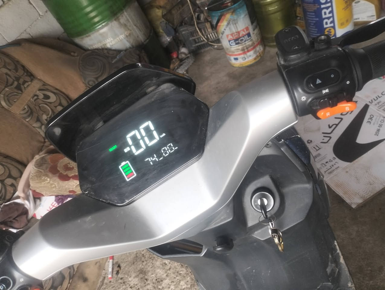 موطور شحن بغداد. للبيع
جديد ومناقصة.شي .***********

سعر.650وبي مجال

بعقوبة.ناحية العبارة
