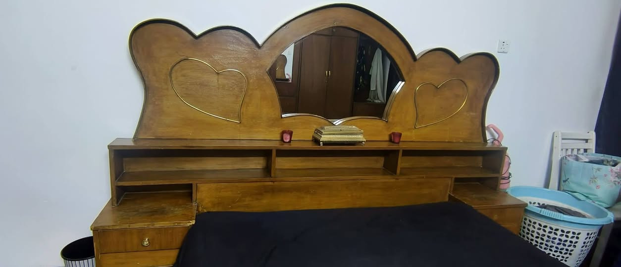 غرفة نوم صاج
سعرها 200 وبيها مجال
بغداد. الدورة
ما بيها اي ضرر


**إذا كنت صاحب هذا الإعلان وتريد حذفه لأي سبب، رجاءا أرسل رسالة إلى الدعم الفني**