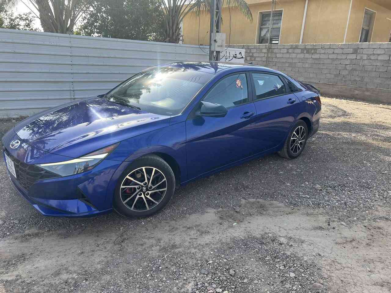 السلام عليكم
النترا  ٢٢  فول عدا الفتحة

مواصفات

تشغيل عن بعد 

نظام ترحيب عند الاقتراب 

بصمه ابواب

صندوق ذكي 

تحكم ستيرن 

توقف ذاتي

تحديد مسار 

3 انظمة قيادة نورمال وسبورت وسمارت

صدر أمامي خلفي جديد 

تبريد كهربائيات كله ممتاز 
 

رقم بغداد

ماشيه  75الف كيلو

السعر /155 وبيه مجال قليل
مكاني بغداد عويريج قرب مخابز باب الاغا 
***********
