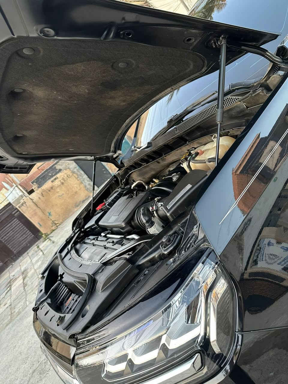 من رخصة الادمن
السلام عليكم 
تاهو هاي كانتري اعلى فئه وارد امريكي 
فول مواصفات موديل 2021 
سياره جديده مابيه اي نقص 
كراسي منفصل 
تخم تاير صدر كله جديد 
كير مكينه مكفوله 
محرك 6200
مابيه اي نقص 
ماشيه 160 كيلو 
صور الحادث مرفقه مع الصور حادثه كلش خفيف 
رقم مميز 
مكان بغداد 
السعر 44 الف دولار قفل 
الاسفسار 
***********
