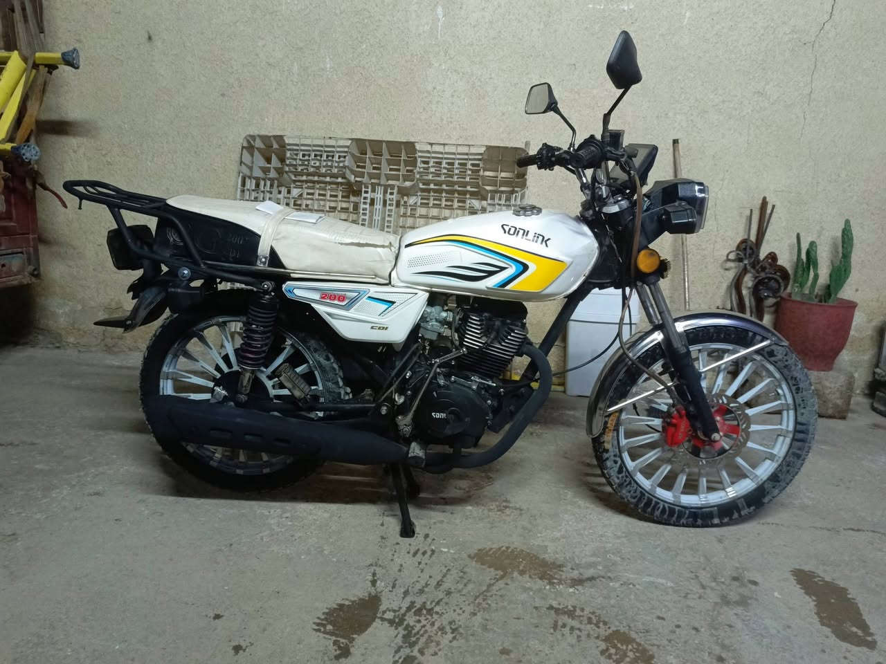 السلام عليكم دراجه سونك موديل 25 االسعر 650 خاص ما اجاوب اتصل ودلل عنوان مدينه الصدر ***********
