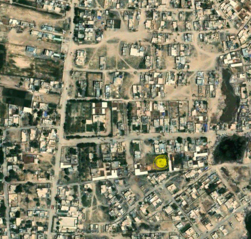 قطعة للبيع المساحة 300 / النزال30 والواجه 10 / 
منطقة قابله لصعود الاسعار 
العنوان بغداد الحسينية المعامل خلف قريةالبدو 
السعر 22 وبيها مجال /....
 الاتصال على الرقم *********** 

                                                   ........مع التقدير
