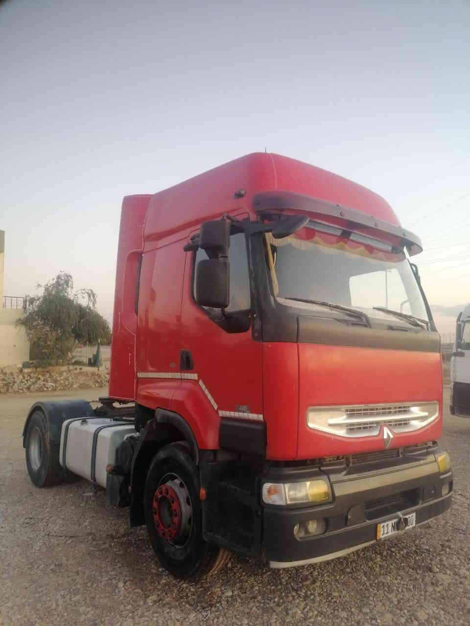 رینو 2004 تەنکەری لاسەر رەبتە مەکینەی 400 رتایدر سعر85 ژ.م *********** عنوان كلار
