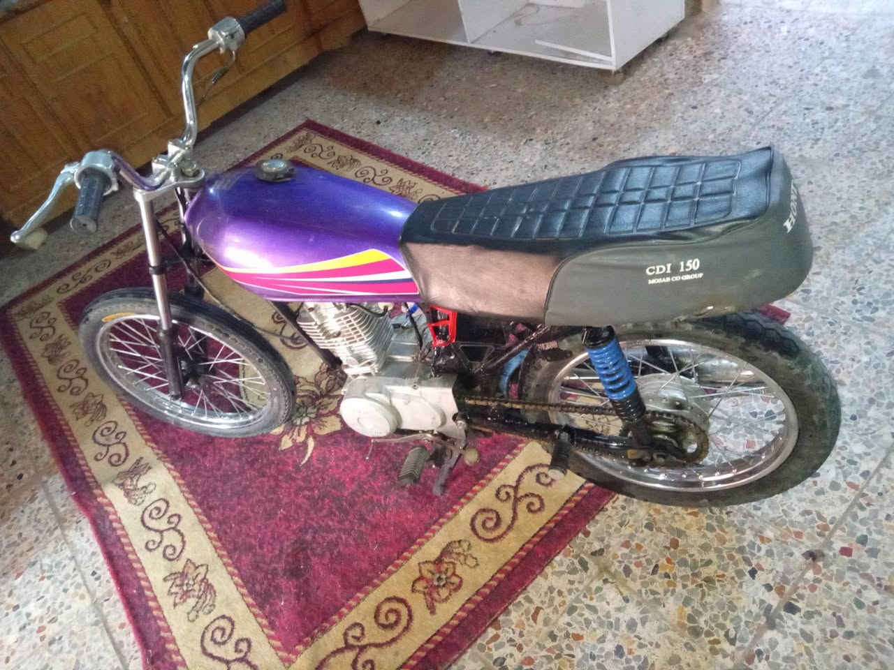 سلام عليكم دراجه نامه بدون وراق دراجه كله جديد قطع غيار درجه اوله وتجي وتشوف بعينك برغي تجاري مابيه دراجه جامده صلاوات عله محمد شلعه ومعدل فصلته طرب  سعر500وبيه مجال شراي يجي خاص او يتصل ***********
