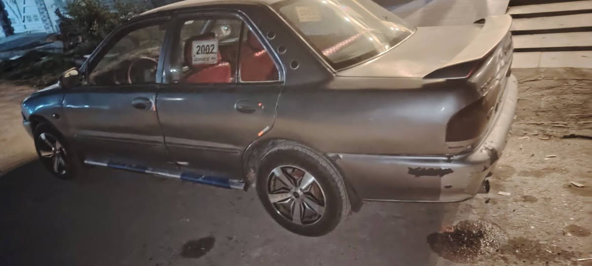 براتون موديل ٢٠٠٢ مكينه كير مكفول تخم تاير صدر امامي خلفي رقم بغداد سنويه لغايه ٢٠٢٩ مصبوغه عام مكاني شهربان
السعر ٣٦ بيها مجال بسيط ***********
