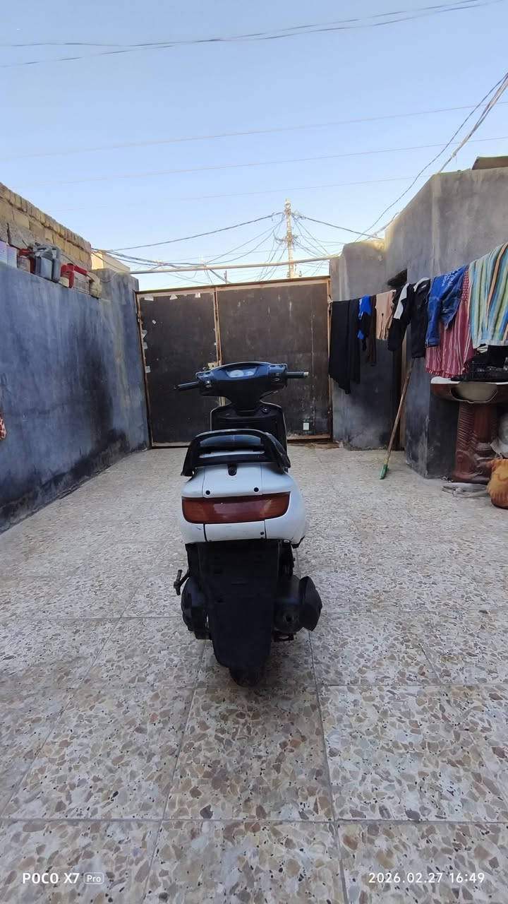 السلام عليكم دراجه فراشه نثيه سعر 200 وبيه مجال المكينه بيه تبخير بسيط هندر واحد تشتغل ***********اشري يتصل المكان النجف ابو سخير يم جسر مشات
