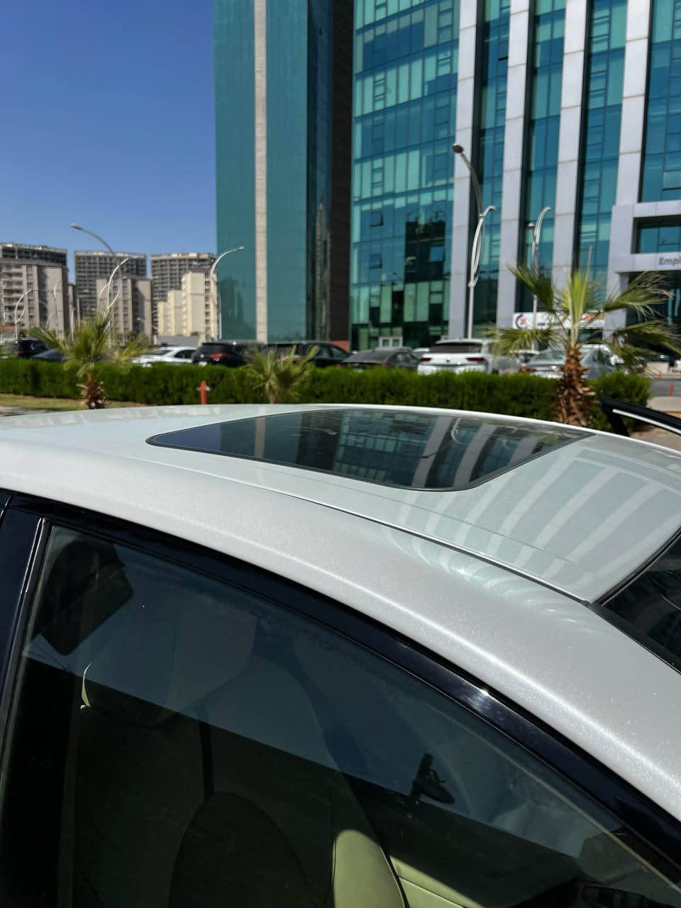 کوردی عربی
تۆیۆتا کامیری GLE 2023 ‎  
هایبرێد
 سفری شەریکەی ساز فول فول مواسفات
٨ ساڵ زەمانی پاتری 
،تەنها یەک بستی بۆنیدەکەی کارتە هیچیتر 
بێ شوخت و ساردە،
سەیارەکە لە هەولیرە 
تەنها 38 هەزار کم ڕۆشتووە،
٢ بەصمەی بیلادی لەگەڵە
مواسەفات ‎سڵاید ‎پەردە
بەصمە ‎دو کوشنی پێشی کارەباو کامل جلد
و‎موکەبەرە JBL ‎سیستمی ئیکۆ نۆڕماڵ سپۆرت
برێک کارەبا 
Auto Hold ,EV MODE
شاشە کامێرا،پێش و دوا حاسە
و‎لید و زینۆن و عەدەسە ‎ئاوێنە شەفت و کارەبا
سنوق دەرگا بەصمە
و‎سەیارەکە زۆر جوان و تازەیە گێڕوو مەکینە
و هایبرێدی مەزبوتە بە ناوی خۆمەوەیە
 تەحویل و وەکالەت بەشەرت
نرخ 240$
***********

تويوتا كامري 2023 هايبرد
مواصفات GLE صفر شركة ساس اربيل
٨ سنة ضمان بطارية 
فقط شبر بونيد بية كارت 
بدون دواخل بدون ارباك بدون شخط سيارة كلش حلوة ماشالله 
مكان سيارة اربيل
ماشية 38 الف كيلومتر فقط
بصمتين بلادي تجي ويا
مواصفات سلياد بردة بلادي
بصمة كشنات جلد
كشنات كهربائية
سماعات JBL عالمي
ايكو سبورت نورمال نوع قيادة
بريك كهربائي 
Auto hodl ev mode
شاشة كبيرة حاسة ٣٦٠
ليد و زينون عدسة مراية شفط و كهربائية صندوق بصمة
سيارة دعامية للدعامية بشرط كامل مكملة و جاهزة 
تحويل وكالة بشرط 
سعر 240$
*********** أربيل, العراق
