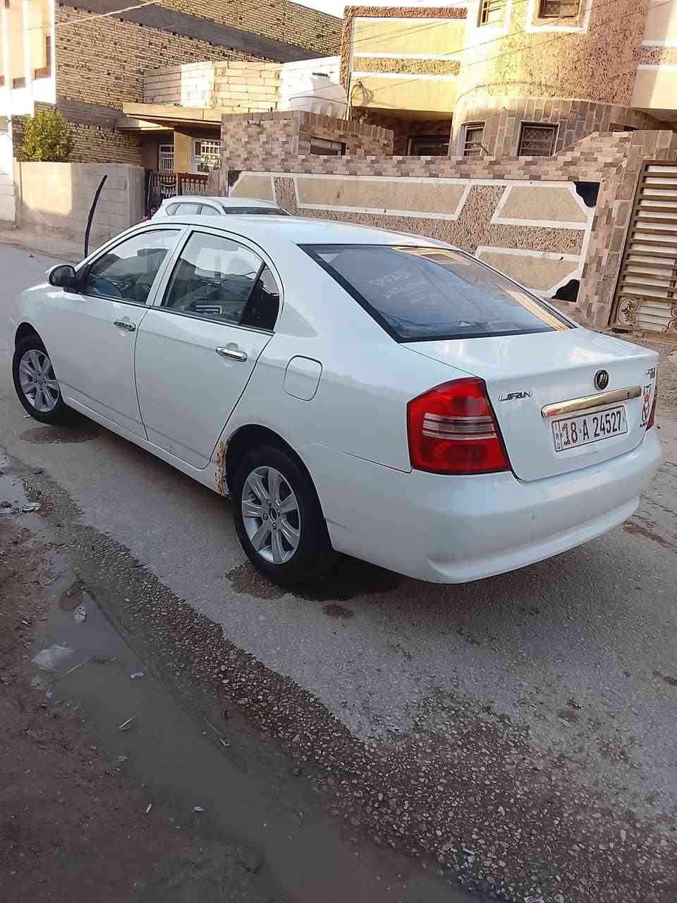 سلام عليكم ليفان 620
موديل 2011 / بسمي بابل انكليزي سنويه جديده كير ومكينه كورله اتوماتيك 
مكفوله من الصبغ والضربه 
مكاني بابل / ***********
 السعر 45
