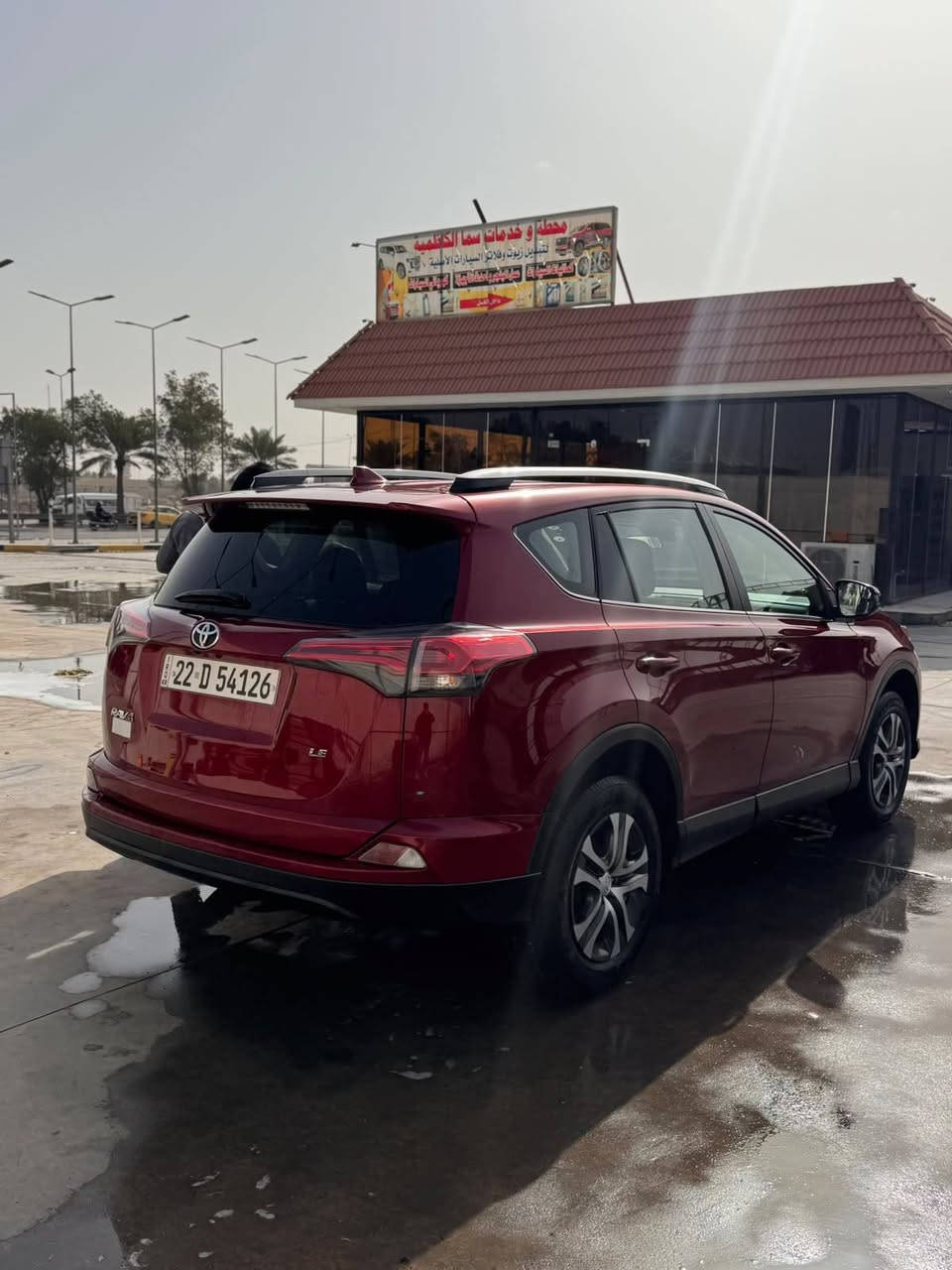 Rav4 2018
حادثها جاملغ امامي جهة السايق صبغ فقط رقم اربيل دولي 
ماشيه ٩٠ الف ميل العنوان مشروع المسيب قرب محطة التفاحة السعر 157 وبيه مجال رقم الهاتف ***********
