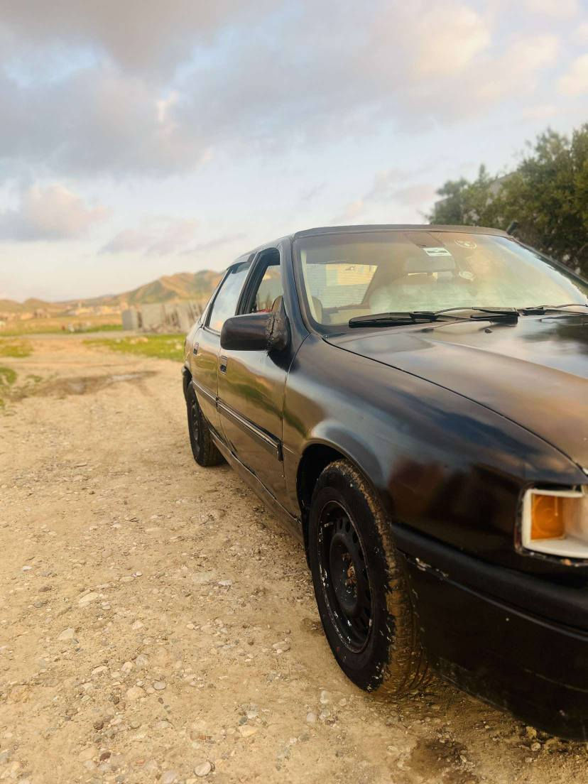 بسم الله الرحمن الرحيم
ئادمینی 🌹
ئۆپڵ ڤیکترا مۆدێل ۹۲ سەنەوی مەکینە ۱٦ قایش باریک چوار تایەی لۆکی لەژێرە کارەبایی بەشەرت گێڕی بەشەرت بەس مەکینەی سەرف ئەکات ماباقی بەشەرت ماڵی دۆستە 
نرخی ۱٤ گڵا  شوێن تەق تەق 
ژمارەی مۆبایل *********** كويسينجاك, أربيل
