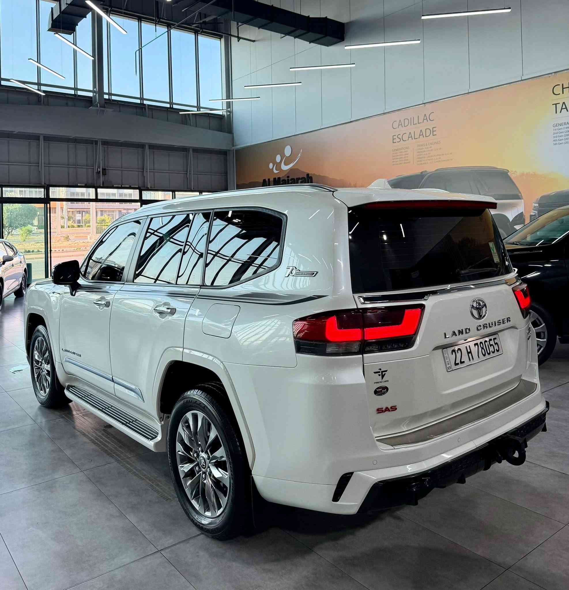 ‏ ساز  LAND CRUISER_2022 _GXR LIMITED
مغلف ppf
اخت زيرو  ٥٧،٠٠٠كم ماشية
تنفس طبيعى محرك مرغوب
 💥ساز باب اول💥  
ارخص سعر بكل سوق

اللَّهُمَّ صَلِّ عَلَى مُحَمَّدٍ وَعَلَى آل مُحَمَّدٍ

🔷 ملاحظه سياره بدون مراوس
🔷تويتا لاندكروز موديل (٢٠٢٢)  
🔷سياره زيرو شريكه ساز باب اولا
🔷سياره مواصفات (GXR)
🔷سياره (٣) شاشات _ (٦) سلندر تنفص تبيعي _ 
🔷مكفول كفاله عامه دعاميه لي دعاميه مكفول بدون صبغ بدون بارد بدون شخط 
مكفوله كلشي شرت علي وزع شريكه 
سياره كامل مزلل دائيره مرور

🔷سياره گير محرك بشرت مامفتوح كل بشرت
🔷عرضيات مامفتوح + ٢ بصمه موجود
🔷4 اطارات و ويل جديد شريكه 
🔷سياره داخل بيجي كوشنات جلد
🔷كامل غراضات موجود (٢) بصمه موجود

🔷مواصفات سياره 
(كوشنات جلد _ شغال عن بعد
_ كاميرا _ كوشنات تدفيه _ 
٣ شاشات بيلادي _ وايرليس شحن _   نيظام eco _ سلايت _ النزلاق _ثلاجه _ زينون _ حساسيه الديك المؤخره مرايات _)

🔷سنويه هزه كل جديد مباشر حول

🔷• نظافه ١٠٠٪ كامل سيرڤس بدون نقص و

🔷مكان سليمانيه
🔷سعر(612$)
🔷رقم . ***********

