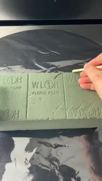 تثبيت الزهور • جافة ورطبة • قابلة للتقليم