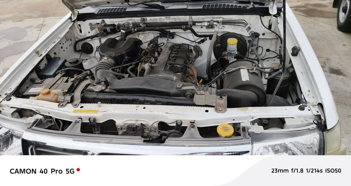 نیسان 2000بی بۆیاخ،دەبڵ اکسل سە نەوی تازە بەسەرجوە هە موگیانی بە شە رت سعر 113گڵا
***********
0750142440
