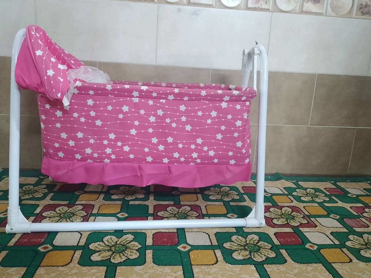 السلام عليكم عندي كاروك مال اطفال وعندي مسبح مال طفل سعرهن ثنينهن 25العنوان الأمين الثانية اسكينه شارع المكاتب رقم الهاتف ***********يوجد واتساب توصيل ماعندي
