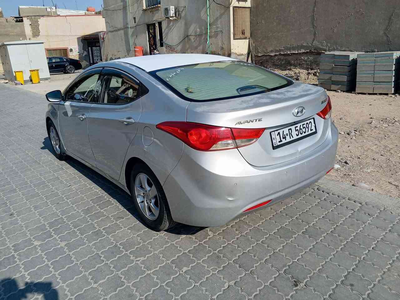 النترا افانتي 2012 وارد كوري
مكينه GDI 1600 السياره بسمي رقم بصره نكليزي تنتهي السنويه ب2030 ب85 وهاذ رقمي *********** نهايتها 85 والمو شراي لا يتصل
