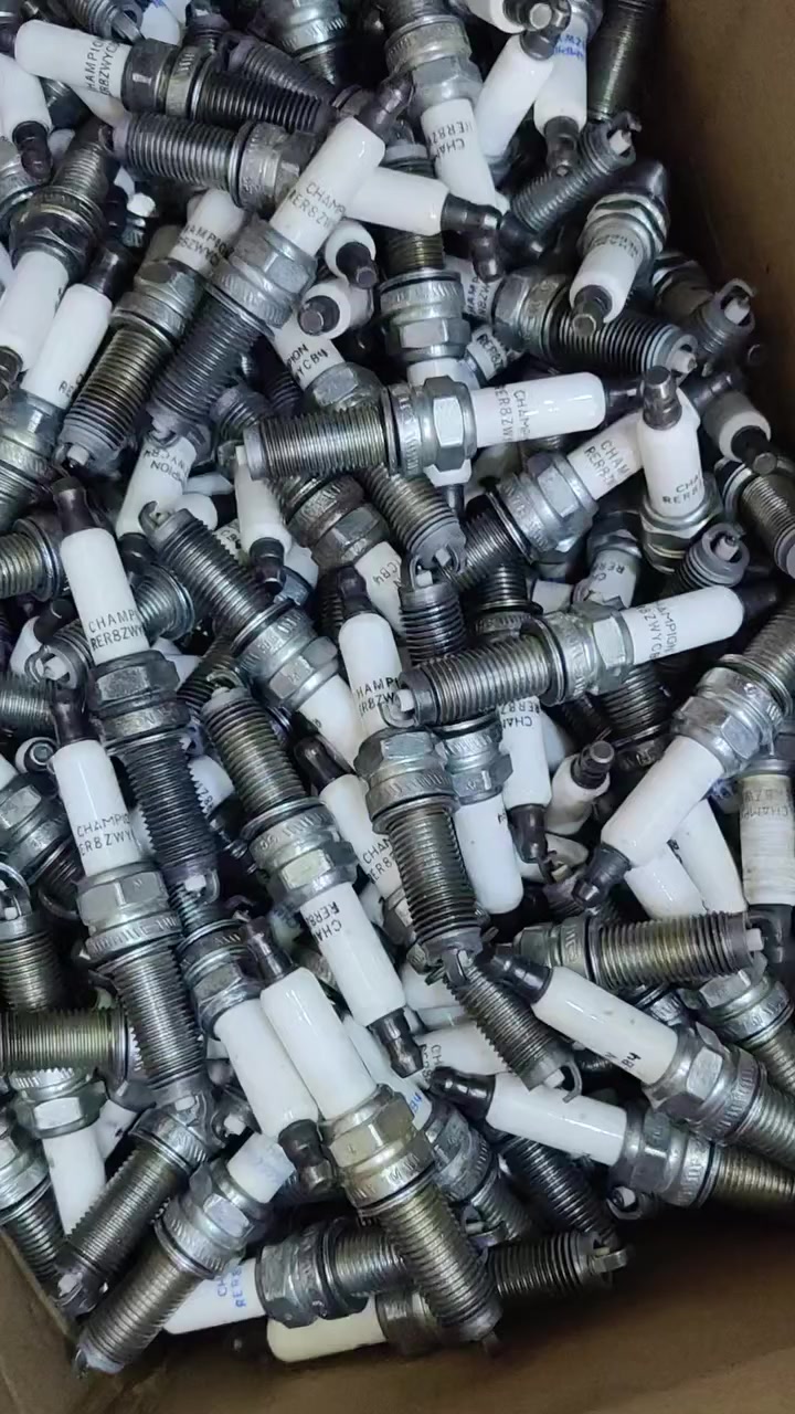 بلكات حاويه شابيون أمريكي جارجر اوبامه سعر التخم 8الف يوجد توصيل جميع محافضات العراق  رقم واتساب ***********
