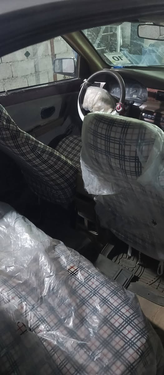 سمند للبيع موديل 10 نضيفه وحلوه محرك نضيف حداديه زينه فنتر رمونت تخم تاير بيها قطعتين ولبنيد طاير ومعمر 
السياره جاهزه رقم كربلاء هزه وسنويه جدد السعر 30 الشراي يتصل العنوان نجف خان النص ***********
