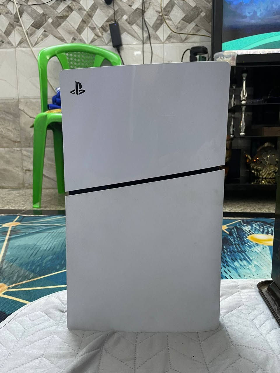 بلي فايف سلم أوربي كامل ملحقات الاصليه مع الكارتونه و الوايرات الاصليه بدون حساب يجي السعر 525 قفل قفل قفل الي يريد اقل من هاذ السعر الا يعلق مكاني بغداد ***********
