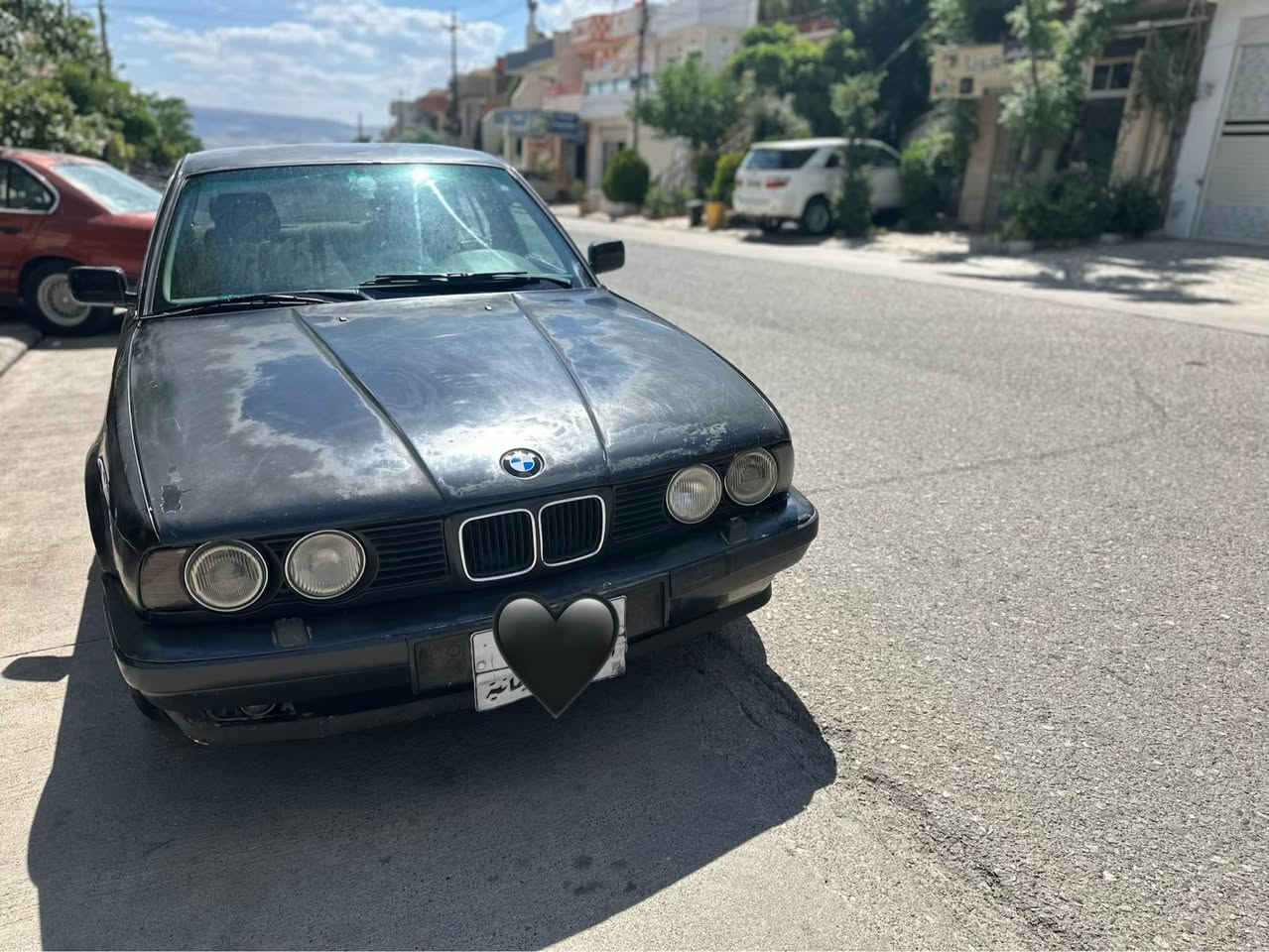 bmw520
گێڕ عادی مۆدێل ٩٣ 
٦کەلە ٤جام کارەبا ناوی زۆر جوانە 
سعری ٣٦ معاملە تحویل غەرامە بڕاوە بەشەرت 
لە سلێمانیم *********** السليمانية, العراق
