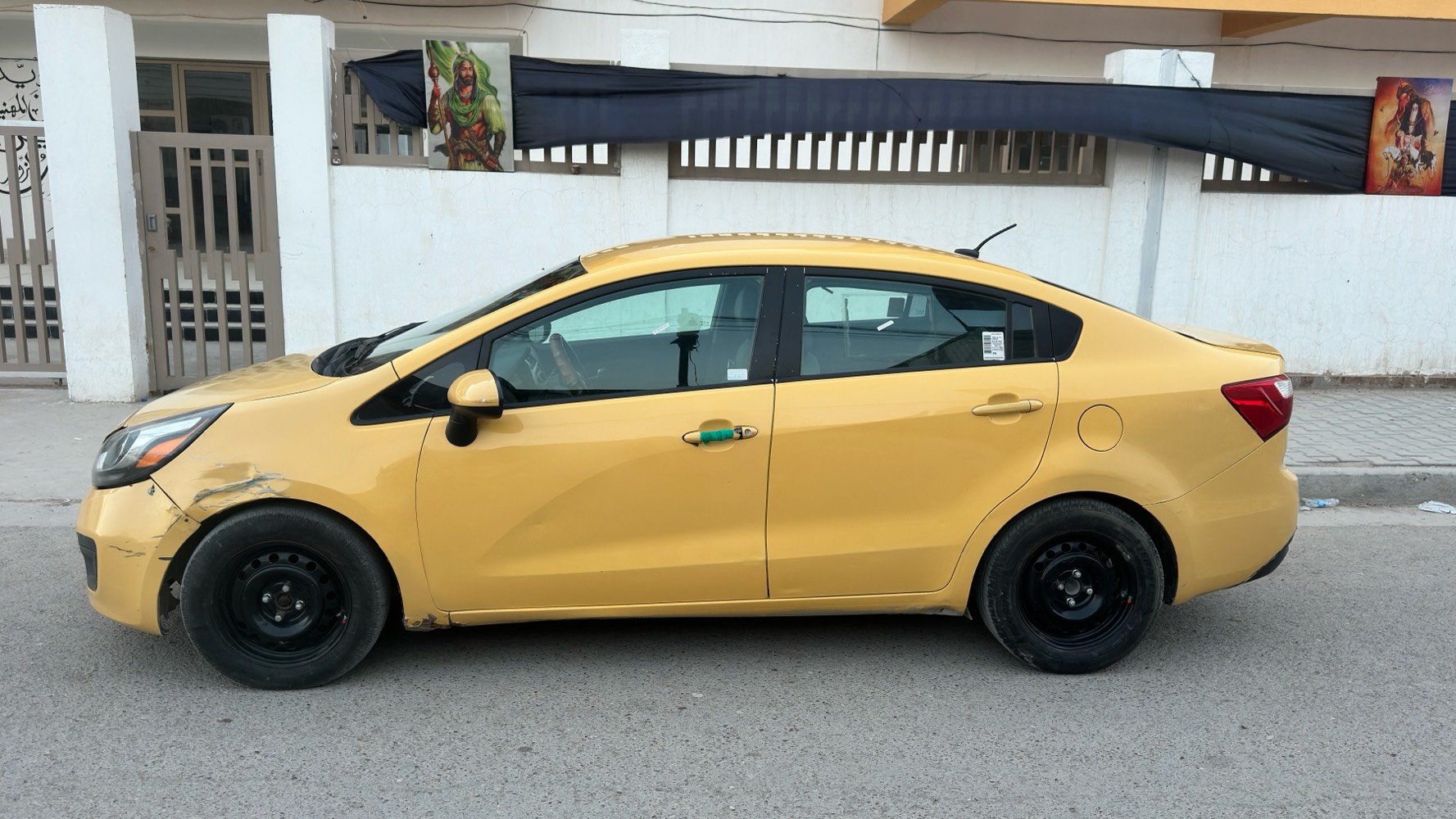 كيا ريو موديل 2013 وارد امريكي حادثه بنيد مبدل  ماشيه 187 مكينه 1600خير من الله سنويه لل2028 وبسمي  تبريد نقص غاز  فقط مكان بغداد الحسينيه سعر 70 وبيه مجال للتفاصيل ***********