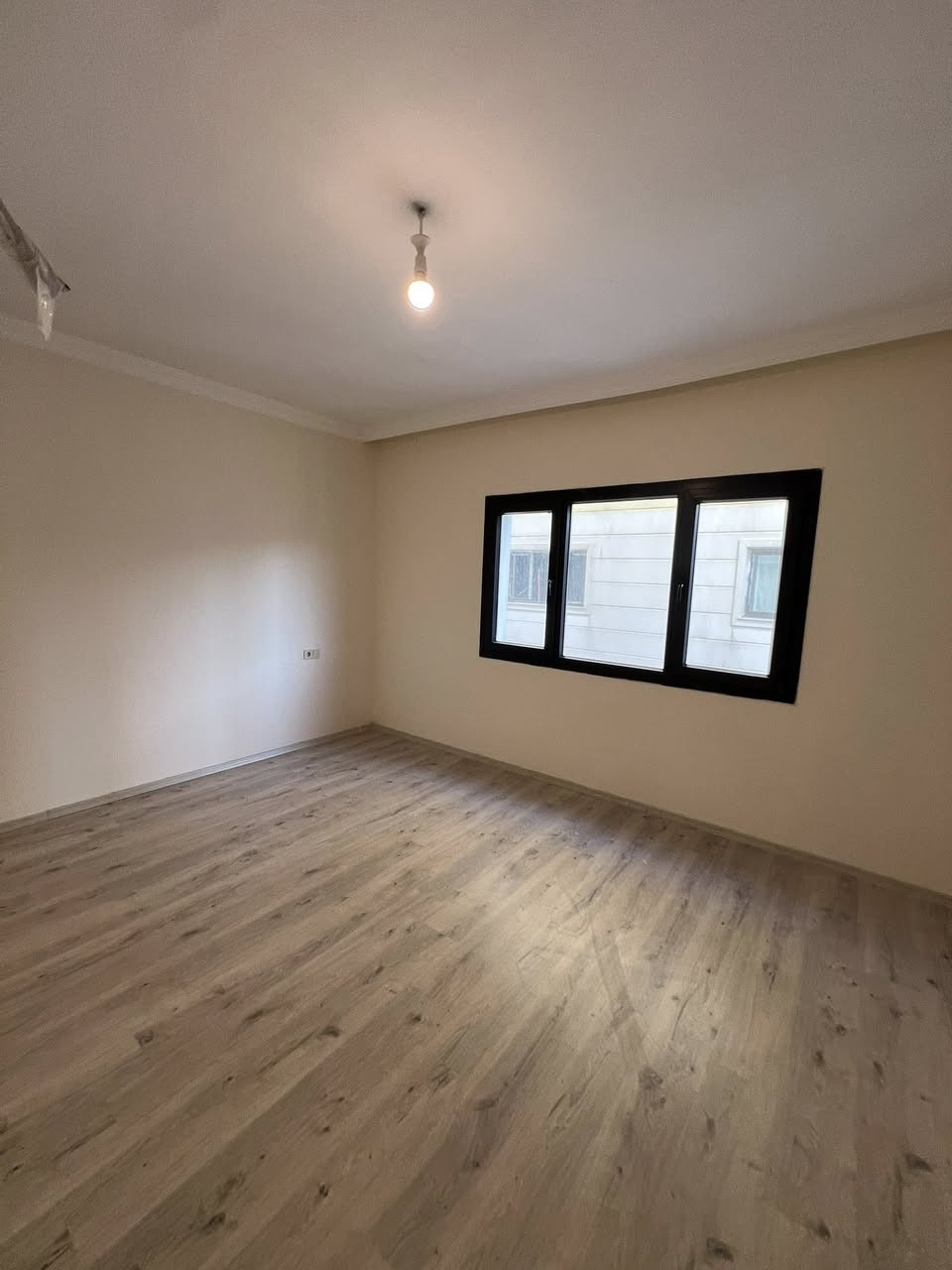 شقە ژبوو ئیجارێ ل پروژێ روژ ستی
  
رووبەر  168م

واجیهە جنوب غرب

_____________________________

بوو پتر پێزانینا پەیوەندیێ بمە بکەن
‏Tell :- ***********

=========================

شقه للايجار في مجمع روژ ستي 

مساحه 168م

واجهة جنوب غرب

____________________________

للاستفسار اتصل بنا
‏Tell :- ***********

#du #duhok #zaxo #hawler #zaxo_duhok_hewler_slemani_hawler #hawler_slemani_dhok_karkuk_hallabja #عقارات #مبيعات
