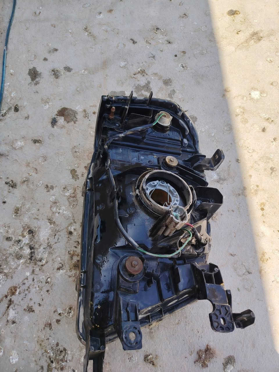 لايت تك واحد مال نيسان شبوط شوفت عينك *********** النجف

