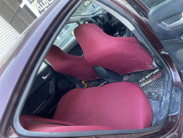 السلام عليكم 
فورتي امريكي موديل 2017
حادثه سرقه بنيد وكلير امريكه 
وسونر مرافق ويه الصور حبيبي 
لا تعبني شوف سونر وخابرني 
سعر 110يعني شكد وعشر ورقات وبيها مجال بسيط 
مكنيه وكير فول مكفول مكينه 2000 دوش 
رقم امريكي وبسمي السياره بغداد البنوك 

لرقم ***********
الثاني ***********
