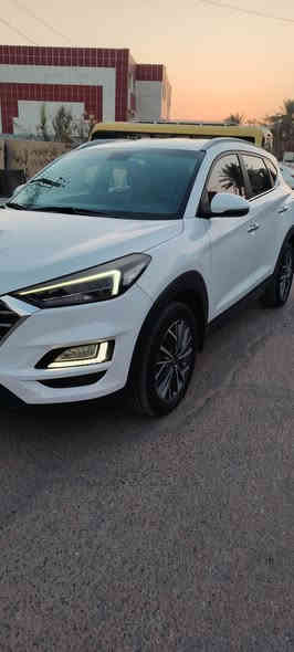 توكسان موديل 2019 خليجي كاصد مكفوله كفاله عامه عدا بارد قليل جدا علما السونار مرفق مع الصور ماشيه 97 الف استخدام شخصي جاهزه للأخير بدون اي نقص السعر 197 وبيها مجال بسيط *********** بغداد العامرية شارع المضيف
