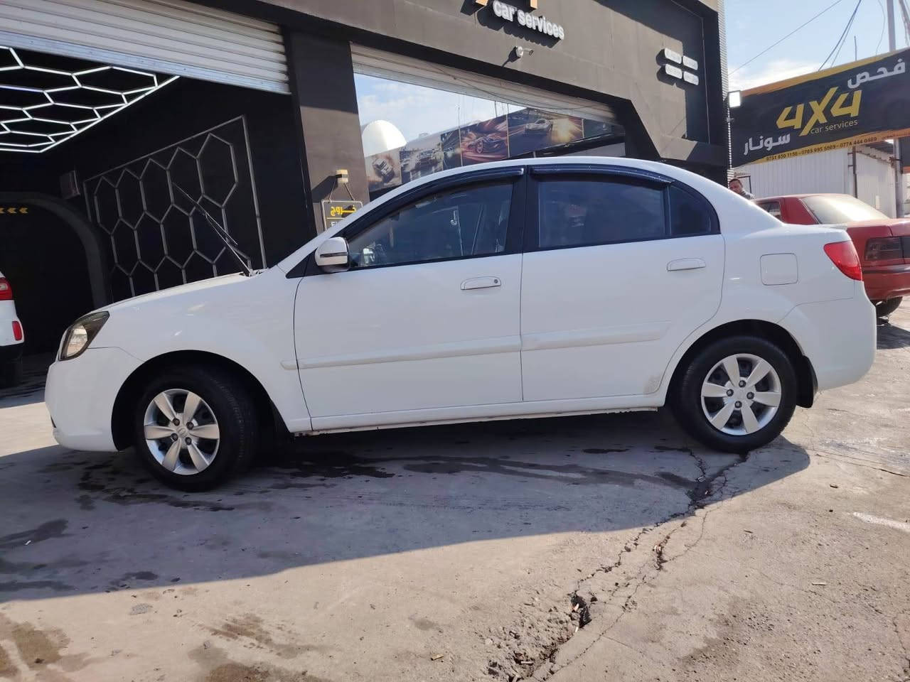 البيع
كية ريو موديل 2011 
رقم اربيل مسطرة #باسمي
سيارة بدون ضرر #جاهزة
#محرك 14
الهاتف *********** 
اسيا ***********
